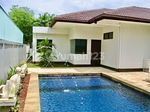 House Kemang Compound 4 Bedroom 1 Storey Ajh04081