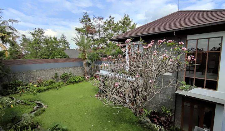 Rumah mewah di Setra Duta Bandung 2