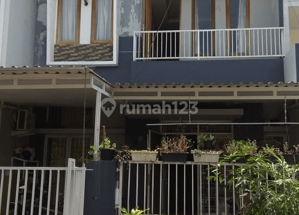 Rumah siap huni minimalis 2 lantai Melati Mas 1