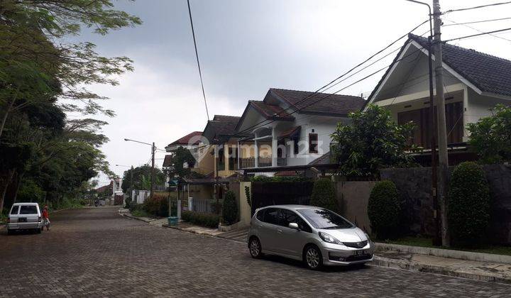 Rumah Dikontrakkan di Setiabudi Regency, Lingkungan Sejuk, 10 Menit ke Jl Setiabudi 2