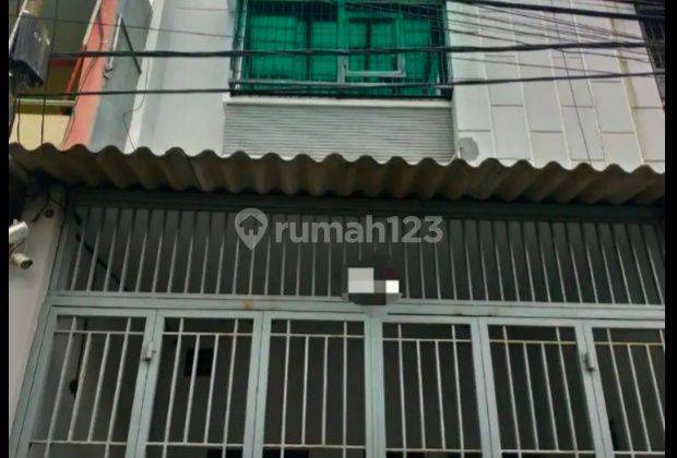 Rumah area jelambar lokasi strategis 1