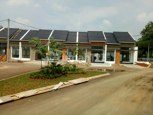 rumah ciputat pamulang  ready stok tanpa DP ,dekat KRL,stasiun kereta  MRT dan pintu toll