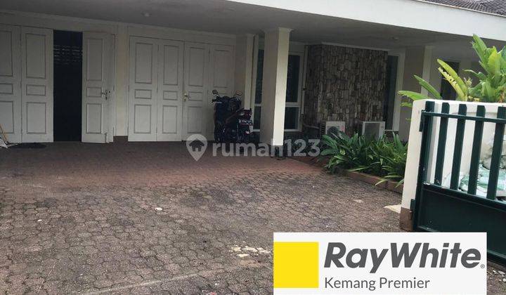 Expat Living Spacious Secured and Quite Complex at Kemang Timur 2