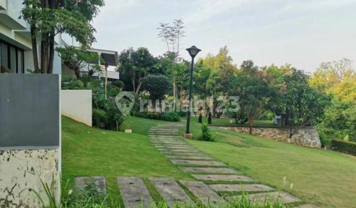 Rumah Pik View Golf Langka Jakarta Utara