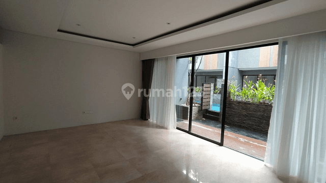 Town House Minimalist Baru di Kemang Jakarta Selatan 2