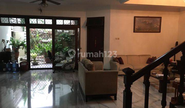 Rumah Bagus Siap Huni di Intercon Kebon Jeruk 1