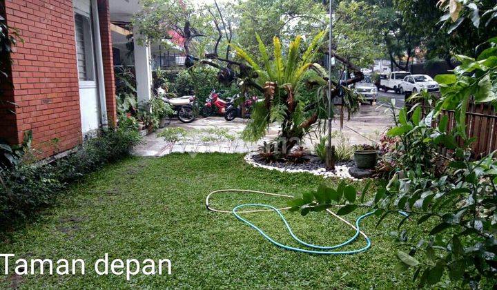 Rumah 2 Lantai Bagus Unfurnished Sertifikat Hak Milik Di Dago, Bandung 1