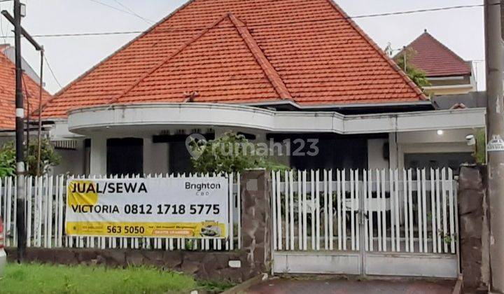 rumah zaman belanda di pusat kota  Jl. Bawean surabaya 1