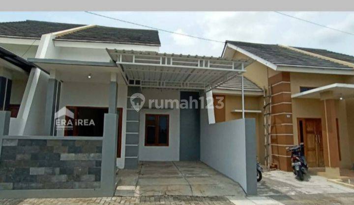 Rumah Baru Strategis Area Solo Baru 1