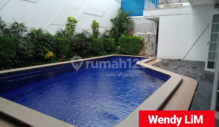 RUMAH MEWAH dan ASRI PONDOK INDAH di Jl SEKOLAH KENCANA JAKSEL