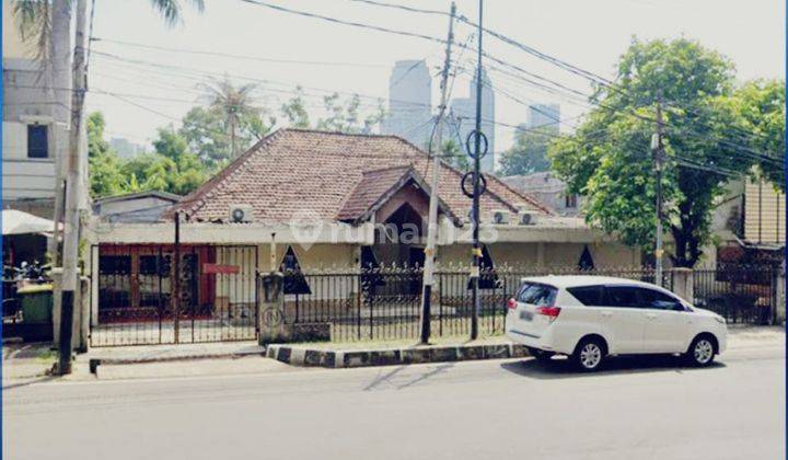 RUMAH di Jl WOLTER MONGINSIDI dkt SENOPATI, KEBAYORAN BARU 2