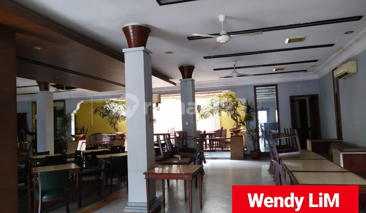 HOUSE IN STRATEGIC AREA KEBAYORAN BARU, MAHAKAM RAYA STREET, SOUTH JAKARTA