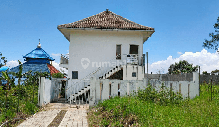 Rumah Villa Bagus dekat hotel Kusuma Agrowisata Batu 1