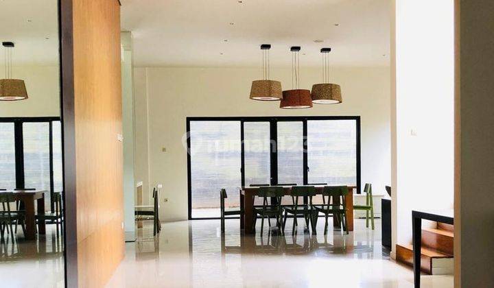 RUMAH / TOWNHOUSE MODERN di Jl BANGKA, KEMANG dkt MAMPANG 1