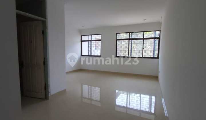 Rumah MEWAH Tangerang Siap Huni nyaman dan minimalis