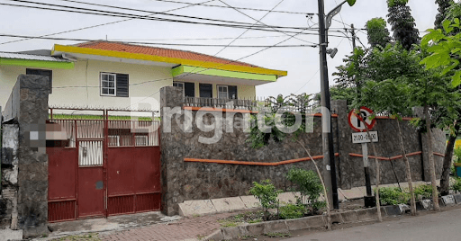 RUMAH BESAR 2 LANTAI PUSAT KOTA DI JL. PANDEGILING  COCOK UNTUK RUMAH, KANTOR DAN USAHA 2