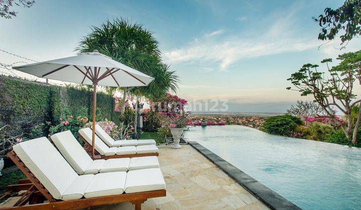 LUXURY PRIVATE COMPLEX VILLA ON THE TOP OF GOA GONG HILL 1