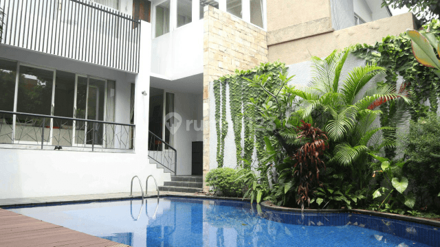 Modern House 3BR, Strategic Location at Cipete South Jakarta 1