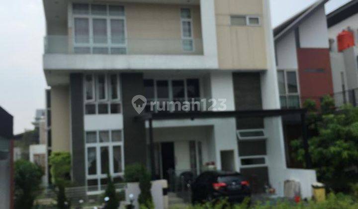 Rumah 3.5lantai Furnished Dalam Cluster di Kramat Jati  1