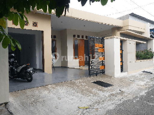 Rumah Bagus Nyaman 1.5 Lt Dekat Solo Square 2