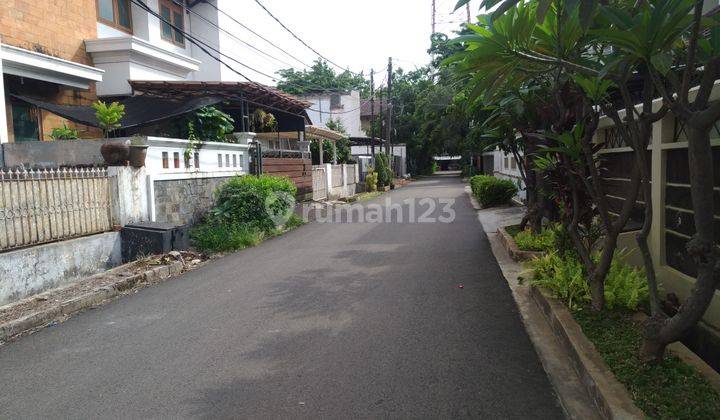 Rumah di Taman Meruya Ilir, bebas banjir 2