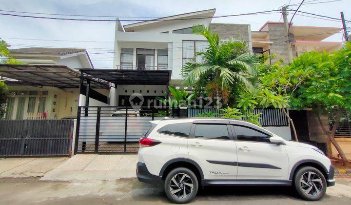 RUMAH SIAP HUNI DI KEMANG PRATAMA 1