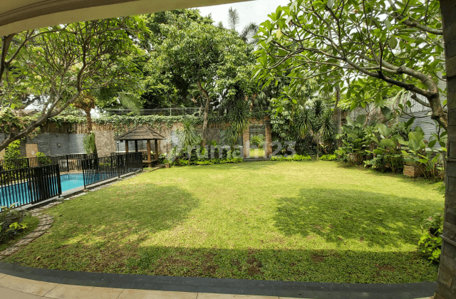 Spacious House 4BR Unfurnished with Big garden and Pool at Cilandak Jakarta Selatan 1