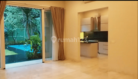 Spacious Modern House 4BR Unfurnished with Garden and Pool at Kemang Jakarta Selatan 2