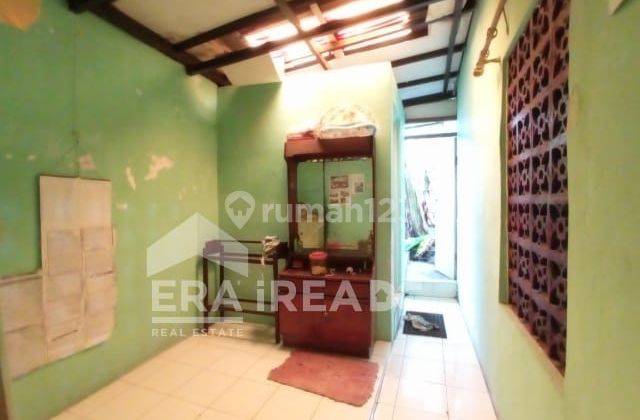 Rumah Lama SHM Tengah Kota di Abimanyu, Semarang Dekat Udinus 2