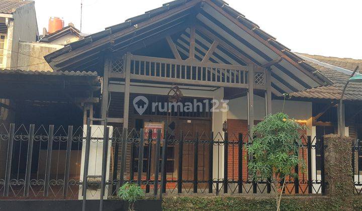 Rumah dalam komplek 1