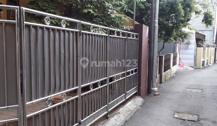 Rumah 2 Lantai baru Renov di Condet Kramat Jati Jakarta Timur 1