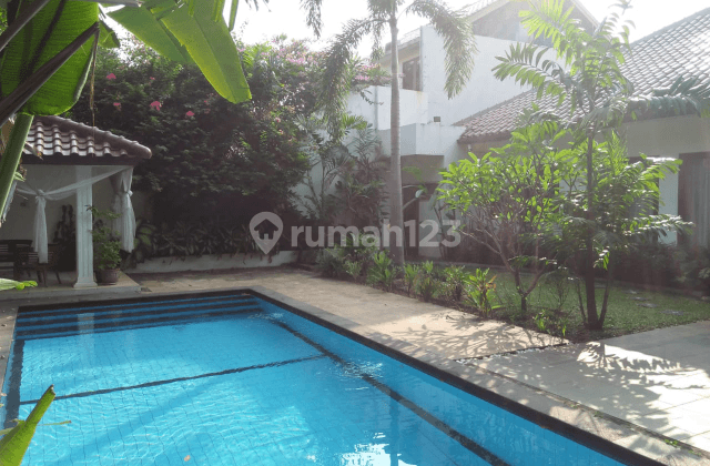 Jual Rumah Jakarta Selatan Kemang 1lt 795/600 + Pool... 18.5m Nego 1