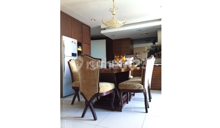 VIA Ciputra World Apartment 12th Floor, Fully Furnished and Comfortable 2
