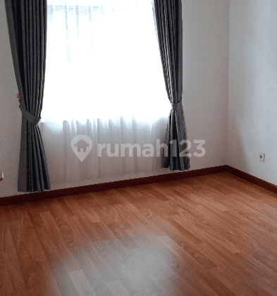 Town house Taman Àyu Lantai atas rapi siap huni 2