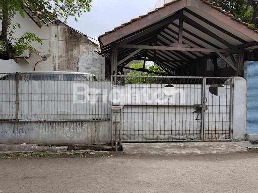 Rumah tua layak huni di Johar Baru 2