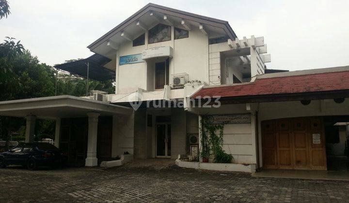 Dijual Rumah di Jl. Metro Pondok Indah, Kebayoran Lama, Jakarta Selatan 1