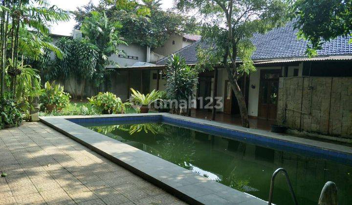 Rumah Bagus Luas, Pool Siap Huni di Jl Kemang Utara, DKI Jakarta 1