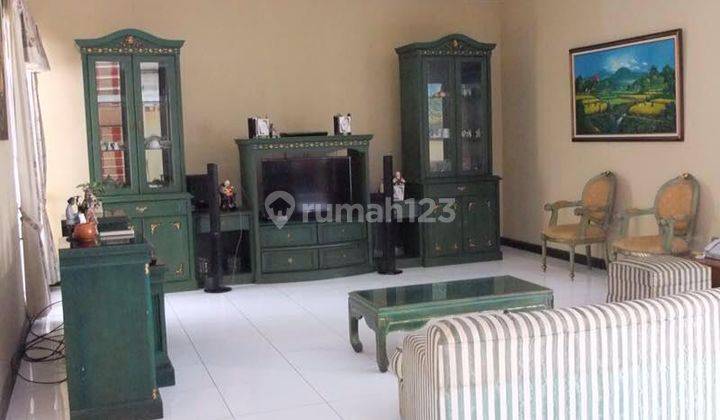 Rumah Bagus Dengan Kolam Renang Dalam Komplek Di Cinere  2