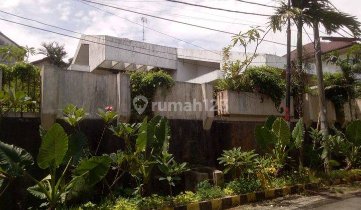 Rumah Model Villa Ceiling Tinggi Dan Kokoh di Cinere. 2