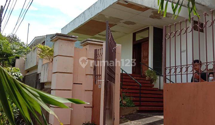 Rumah Model Villa Ceiling Tinggi Dan Kokoh di Cinere. 1