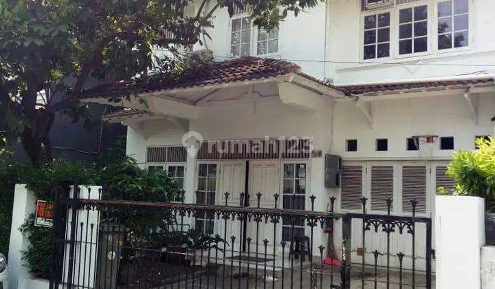 Rumah cantik di Kebayoran Baru 1