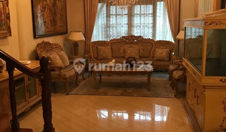 RUMAH di Jl KENCANA, PONDOK INDAH dkt FATMAWATI, TB SIMATUPANG