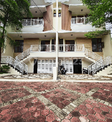 Pejaten barat townhouse baru siap huni, jakarta selatan 1