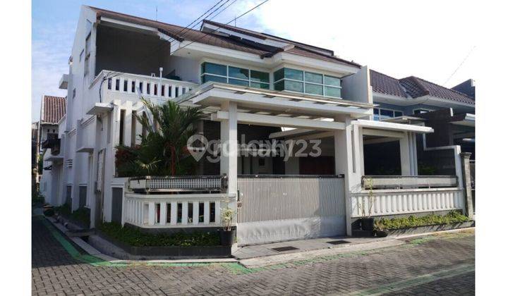 Rumah Hook Perum Maritim Kebraon, Minimalis 2 Lantai, SHM, Luas dan Nyaman 2