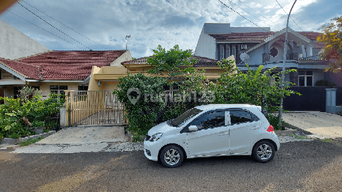 Rumah Asri dan Nyaman di Gunung Batu Bandung 1