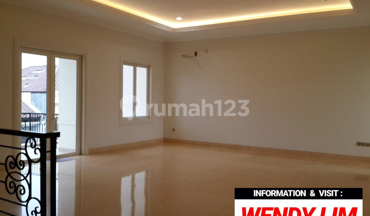 RUMAH di Jl. PONDOK HIJAU, PONDOK INDAH, JAKARTA SELATAN