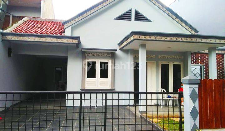 Rumah Minimalis di Kebayoran Baru Lokasi Aman Nyaman 1