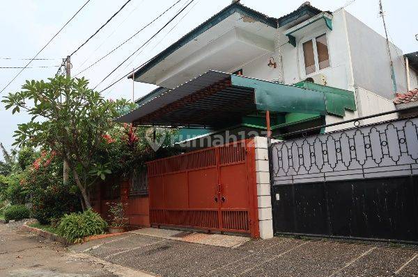 Harga miring, Bagus, Terawat, 2 Lantai Di Cinere Megapolitan, Depok 1