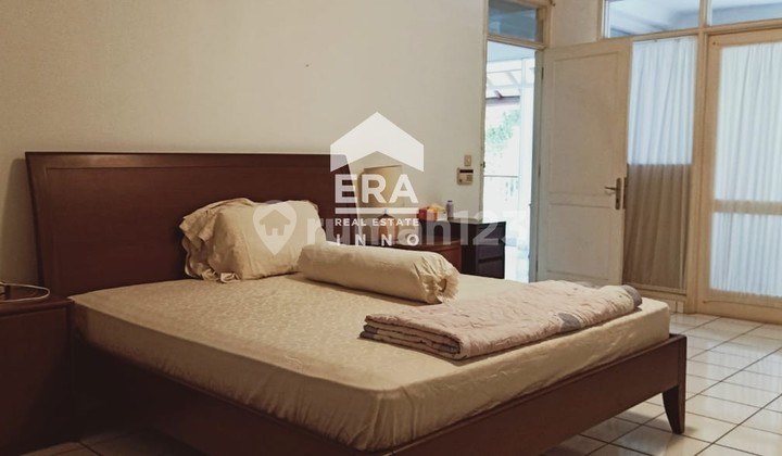 Ready-to-live house, suitable for residential use, IT Development office, guesthouse. Cool area of Ciumbuluit, North Bandung.