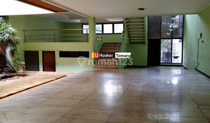 RUMAH luas hitung tanah, Lebar Jalan 3 Mobil, Tomang, Jakarta Barat 2